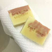 hunnybunny Cherry Almond Swirl Body Bar